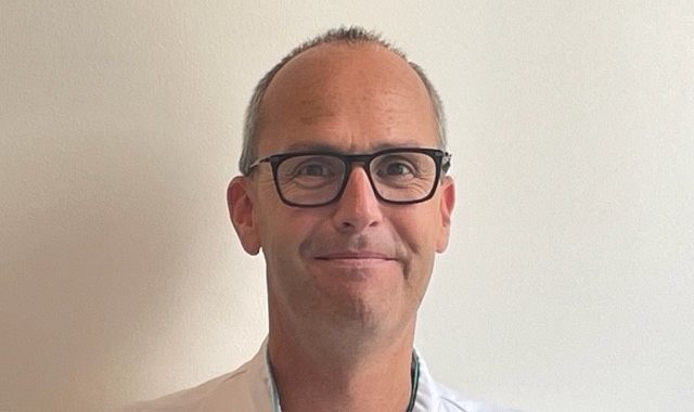 Bas de Groot has been appointed Professor of Emergency Medicine at Aarhus in Denmark – the first emergency physician to hold the title of Professor in the Netherlands